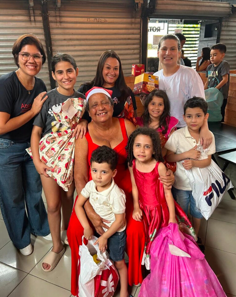 Festa de Natal 2024 e Entrega das Sacolinhas
