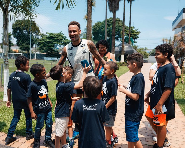 Abraccii visita Santos CT Rei Pelé